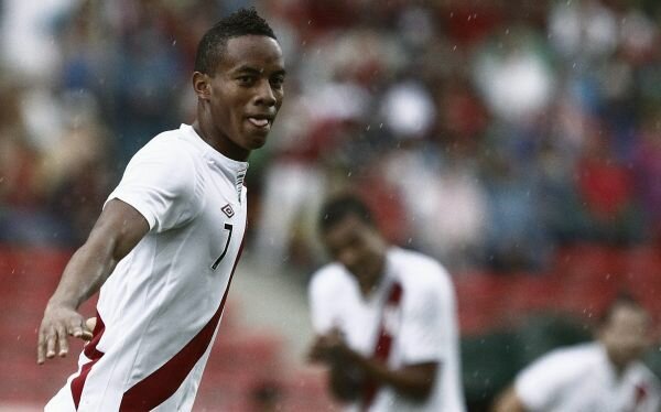 André Carrillo André Carrillo